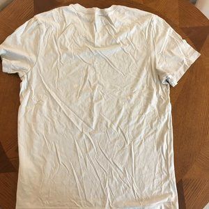 J. Crew Merchantile V-Neck broken-in white cream M